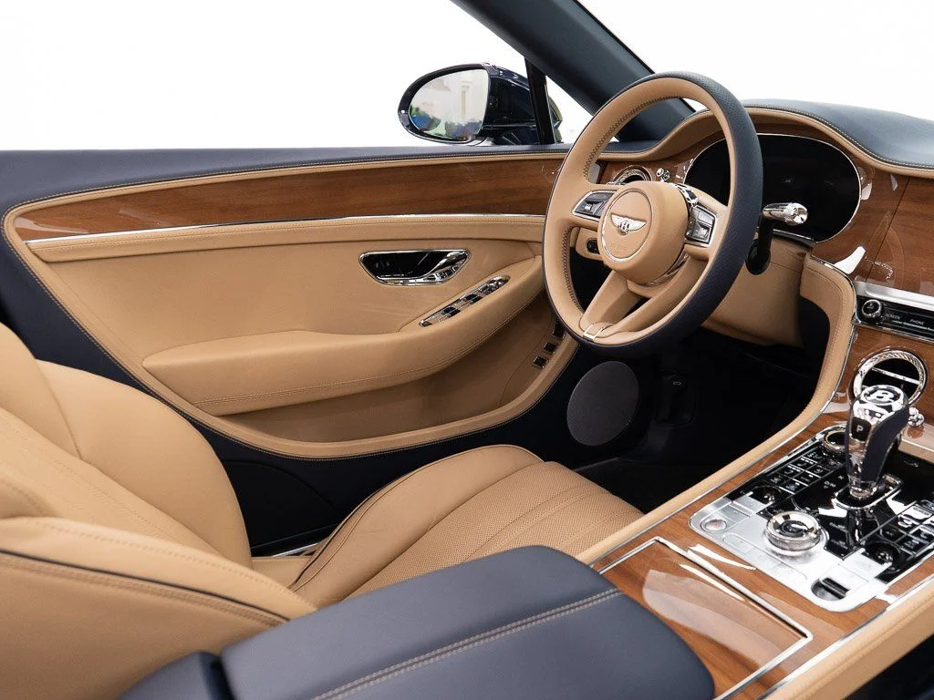 New 2026 Dark Sapphire Bentley  image 32
