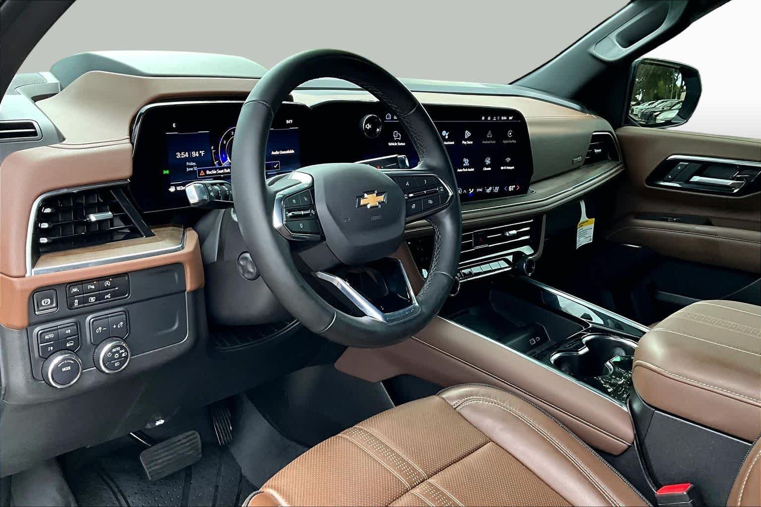 Used 2025 Lakeshore Blue Metallic Chevrolet High Country image 18