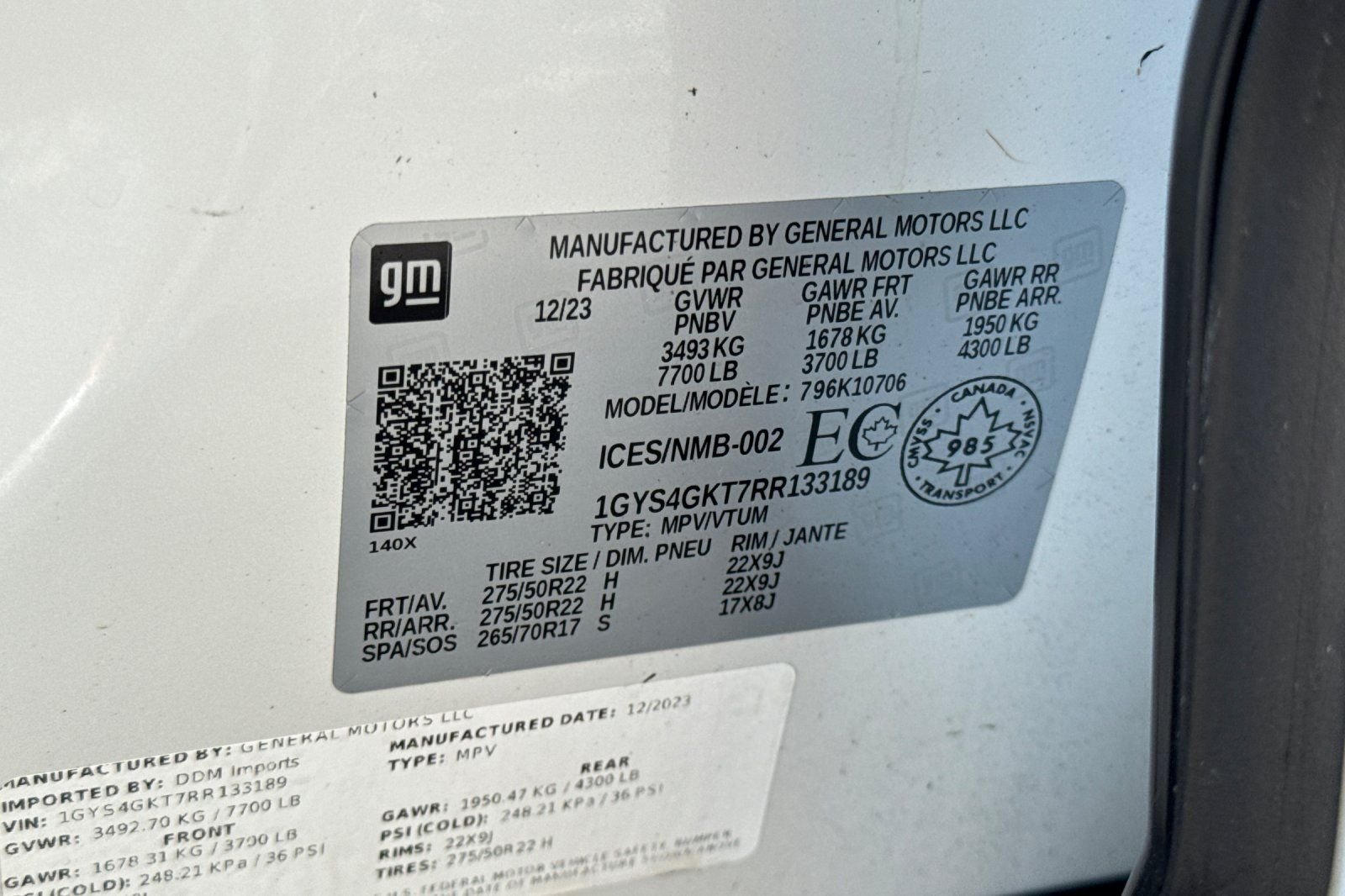 Used 2024 White Cadillac Sport Platinum image 38
