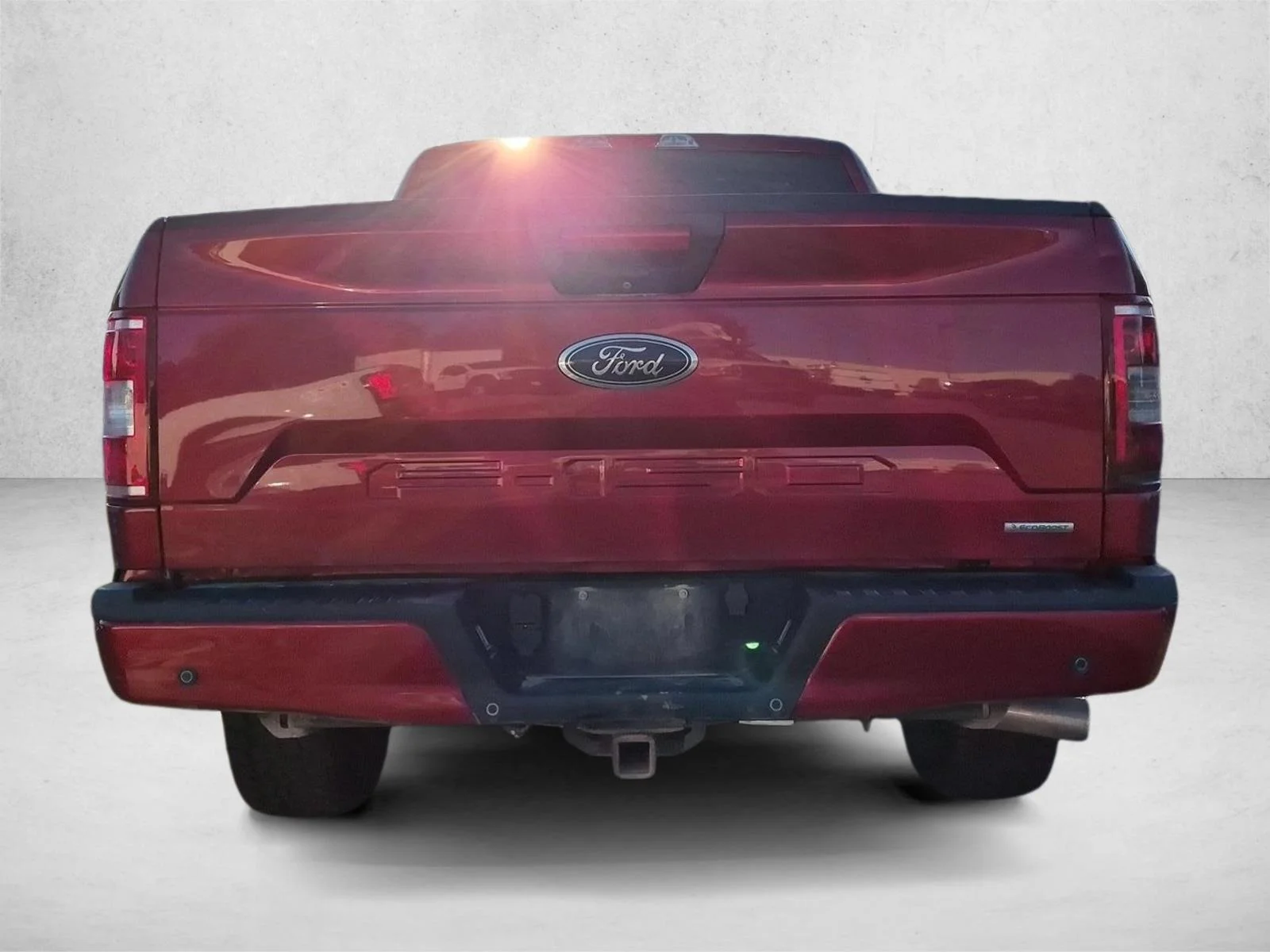 Used 2018 Ruby Red Metallic Tinted Clearcoat Ford XLT image 5