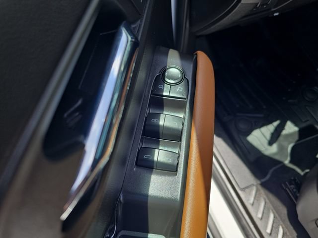 2026 GMC Canyon AT4 - Photo 16