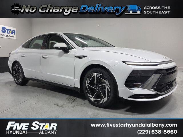 New 2026 White Hyundai SEL Sport image 1