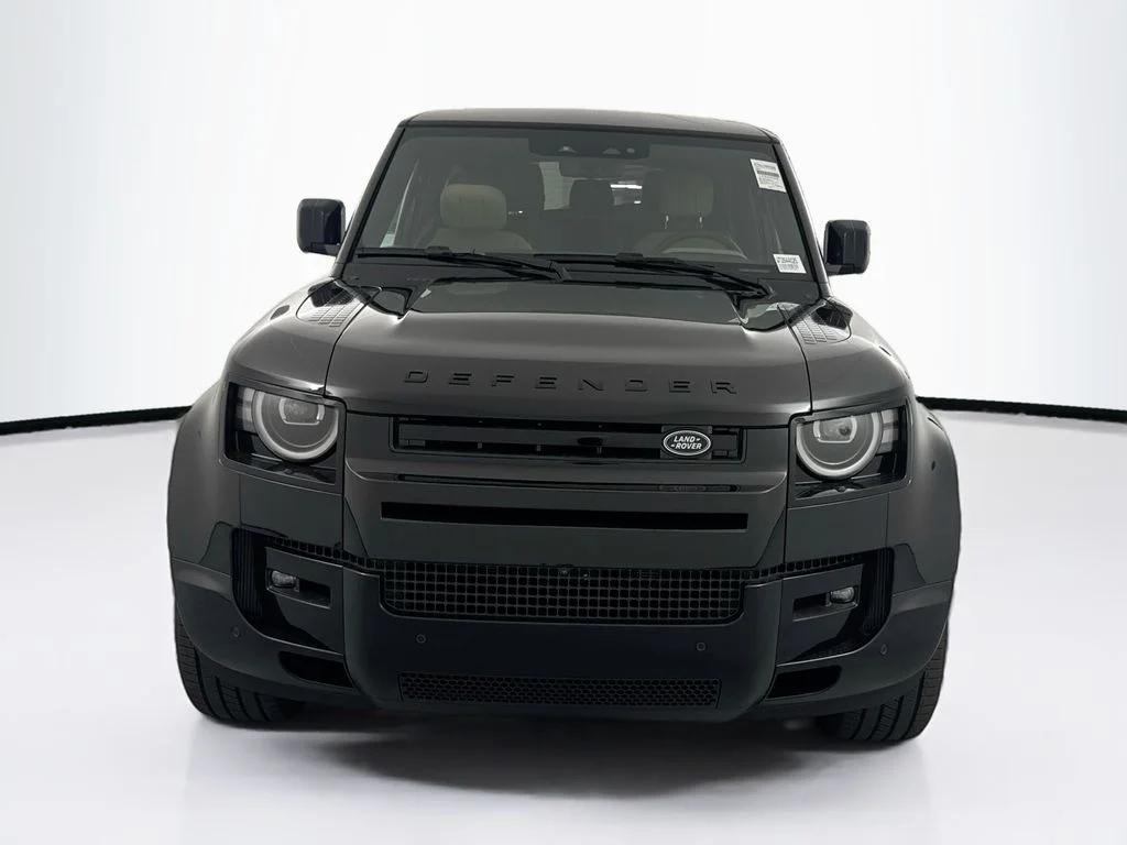 New 2026 Santorini Black Land Rover V8 image 2