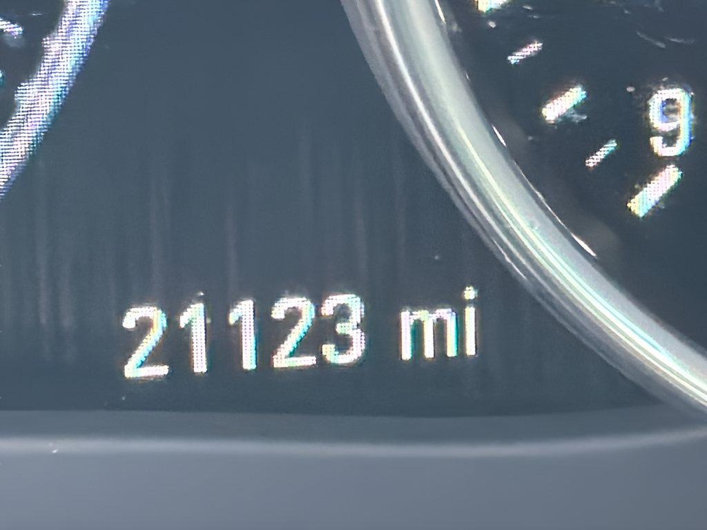 Used 2020 Black Buick Premium I image 28