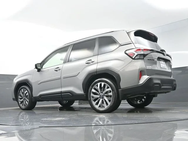 Used 2025 Beige Subaru Touring image 36