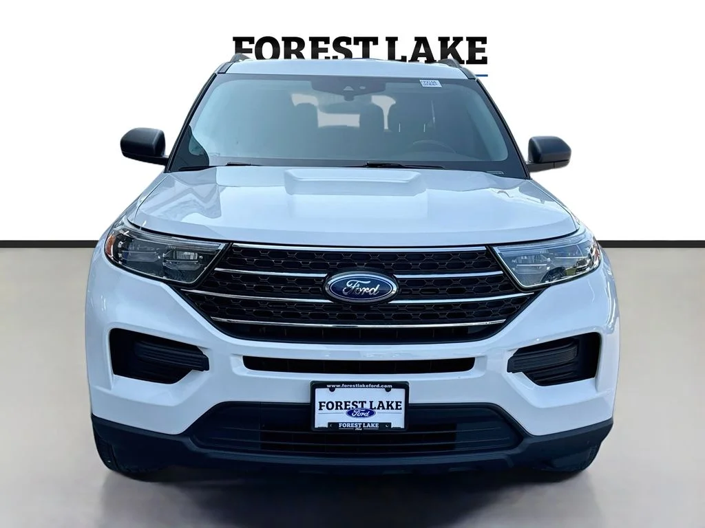 Certified Used 2023 Star White Ford XLT image 2