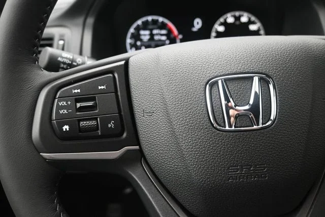 New 2026 Crystal Black Pearl Honda RTL image 30