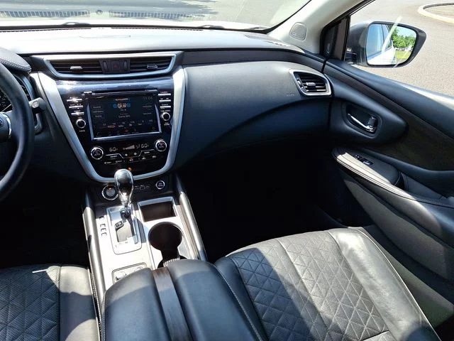 Used 2020 White Nissan Platinum Intelligent AWD image 52