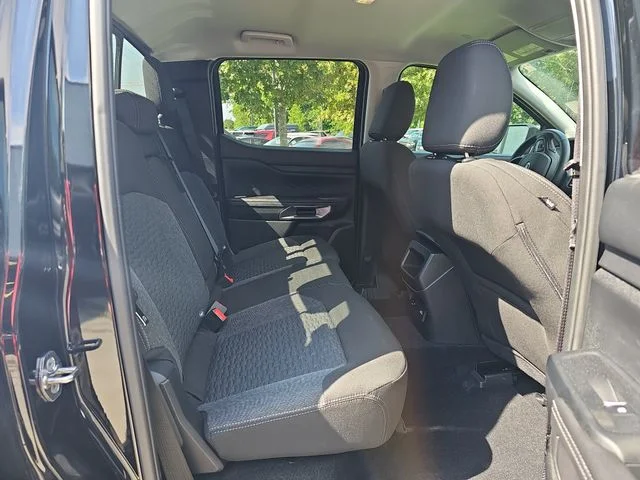 Used 2025 Black Ford XLT image 11