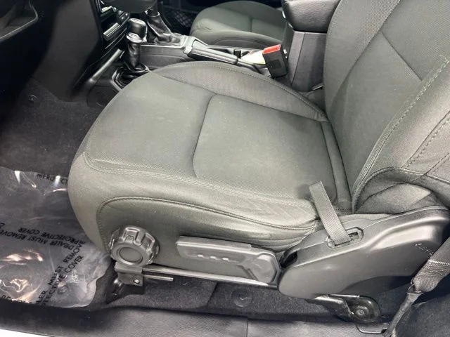 Used 2020 White Jeep Sport S image 12