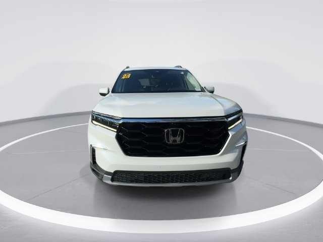 Used 2023 White Honda Elite image 3