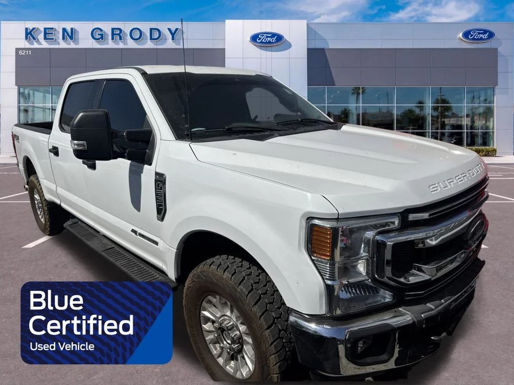 Certified Used 2022 White Ford XLT image 1