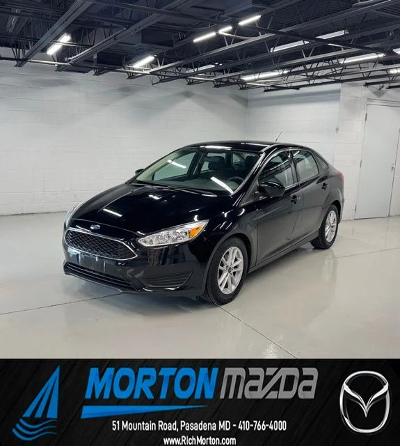 2018 Ford Focus Sedan SE's photo