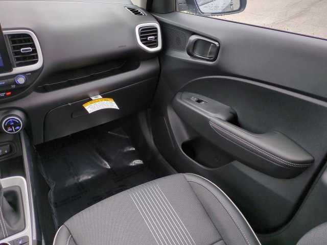 New 2026 White Hyundai SEL w/Two-Tone Roof image 32