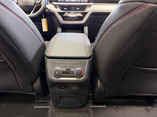 New 2026 Agate Black Metallic Ford ST-Line image 35