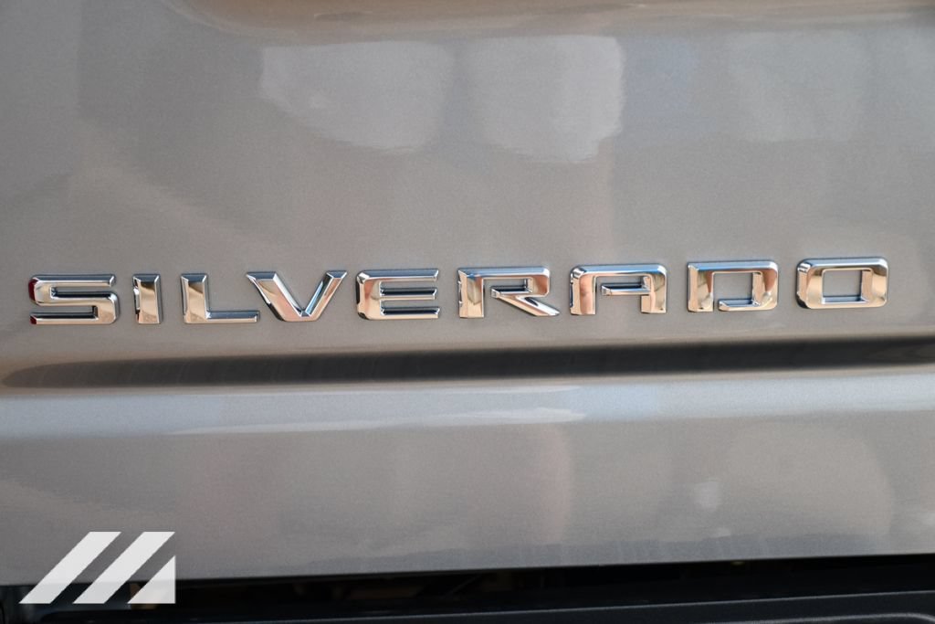 New 2026 Sterling Gray Metallic Chevrolet LTZ DRW image 32