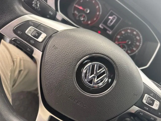 Certified Used 2019 Pure White Volkswagen 1.4T S image 2