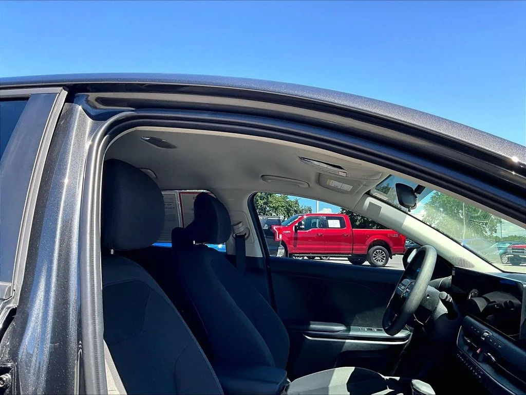 Used 2026 Gray Kia LXS image 21