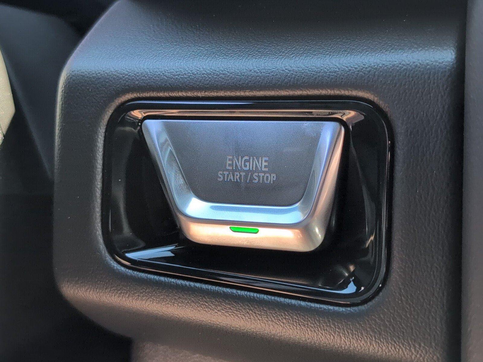 New 2026 Sterling Metallic GMC Elevation image 26