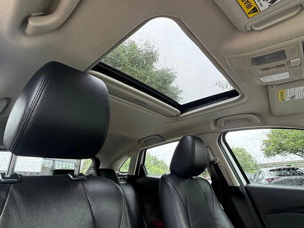 Used 2017 White Mazda Grand Touring image 32