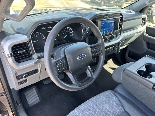 Used 2023 Gray Ford XLT image 40