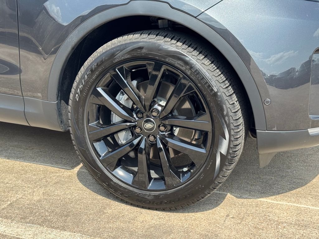New 2026 Carpathian Gray Premium Metallic Land Rover S image 2
