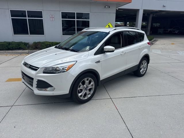 2016 Ford Escape Titanium's photo