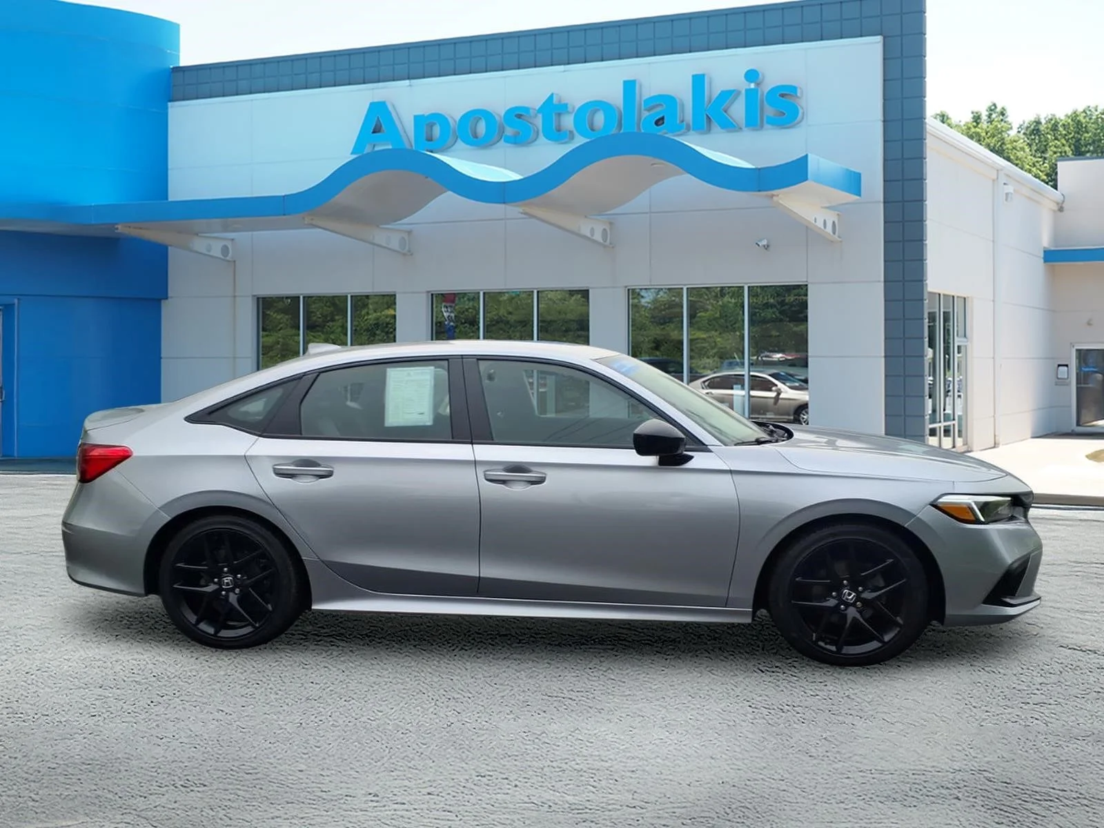 Used 2023 Lunar Silver Metallic Honda 2.0L 4D SPORT image 2