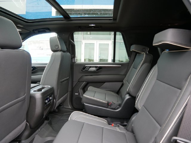 2027 Chevrolet Tahoe Premier - Photo 7