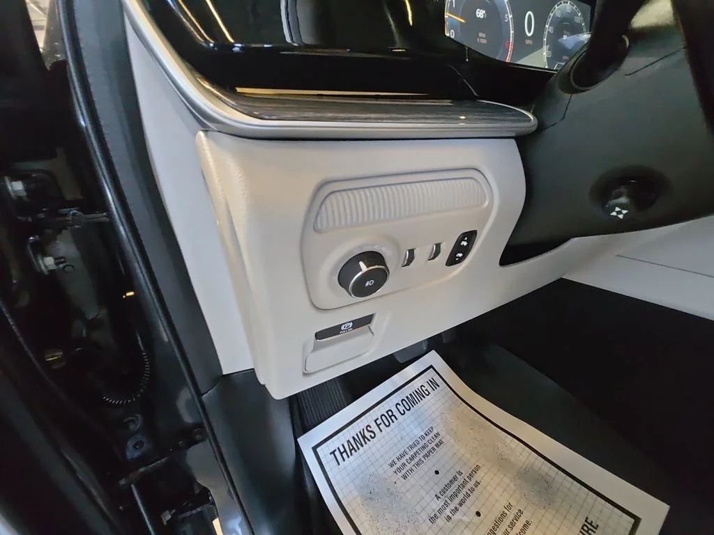 Used 2022 Gray Jeep Series III image 26