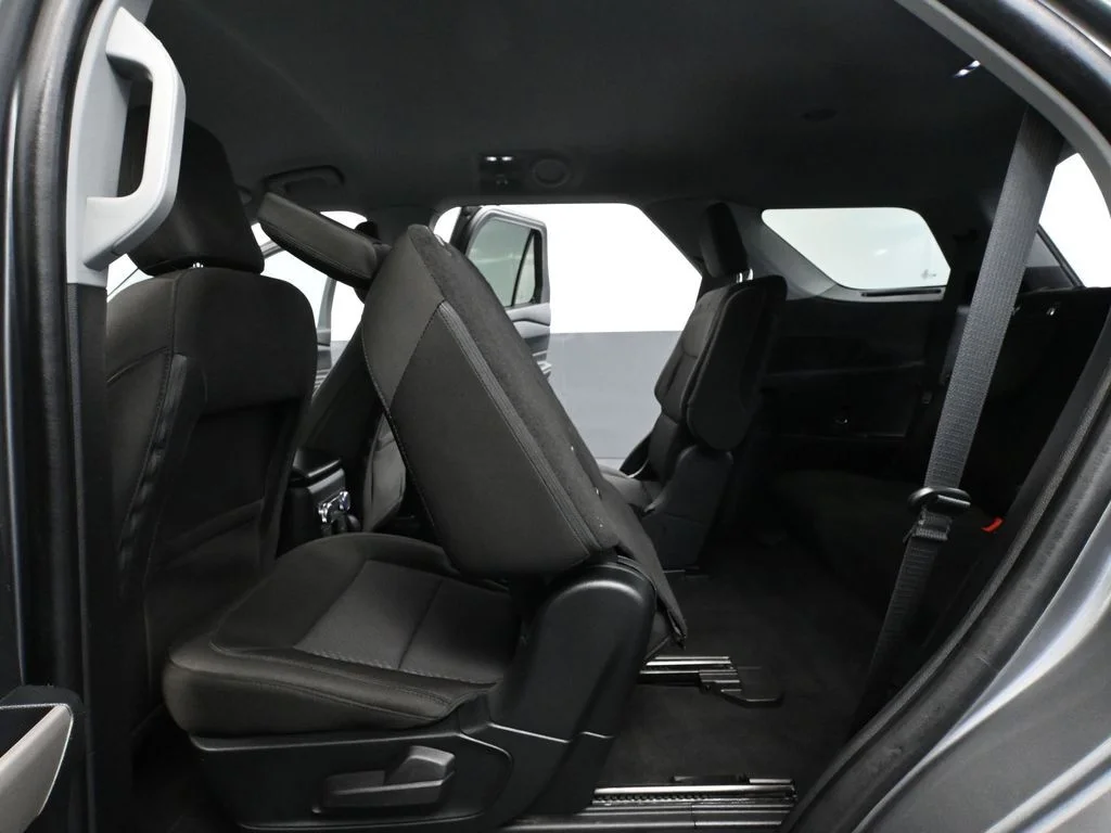 2023 Ford Explorer XLT - Photo 38