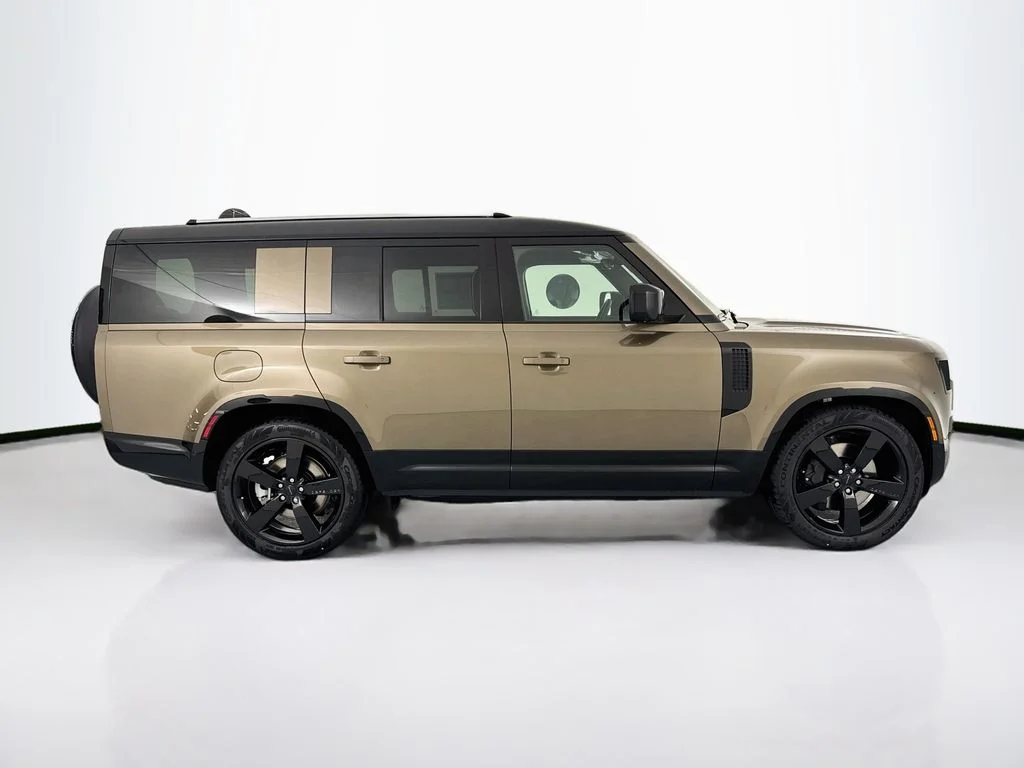 New 2026 Gondwana Stone Land Rover X-Dynamic SE image 4