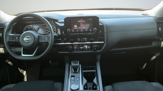 Used 2025 Gray Nissan SV image 9