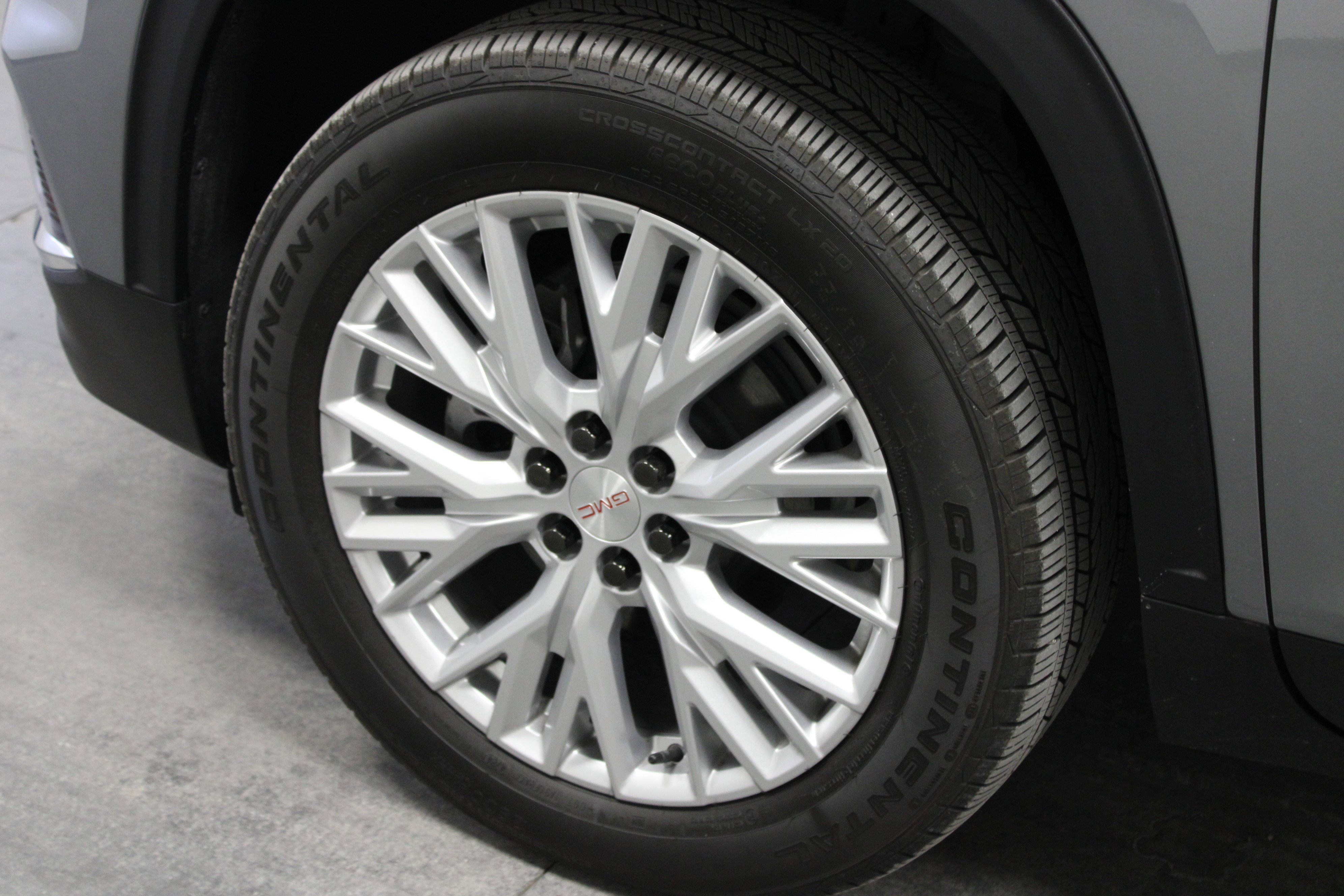 2025 GMC Acadia Elevation - Photo 10