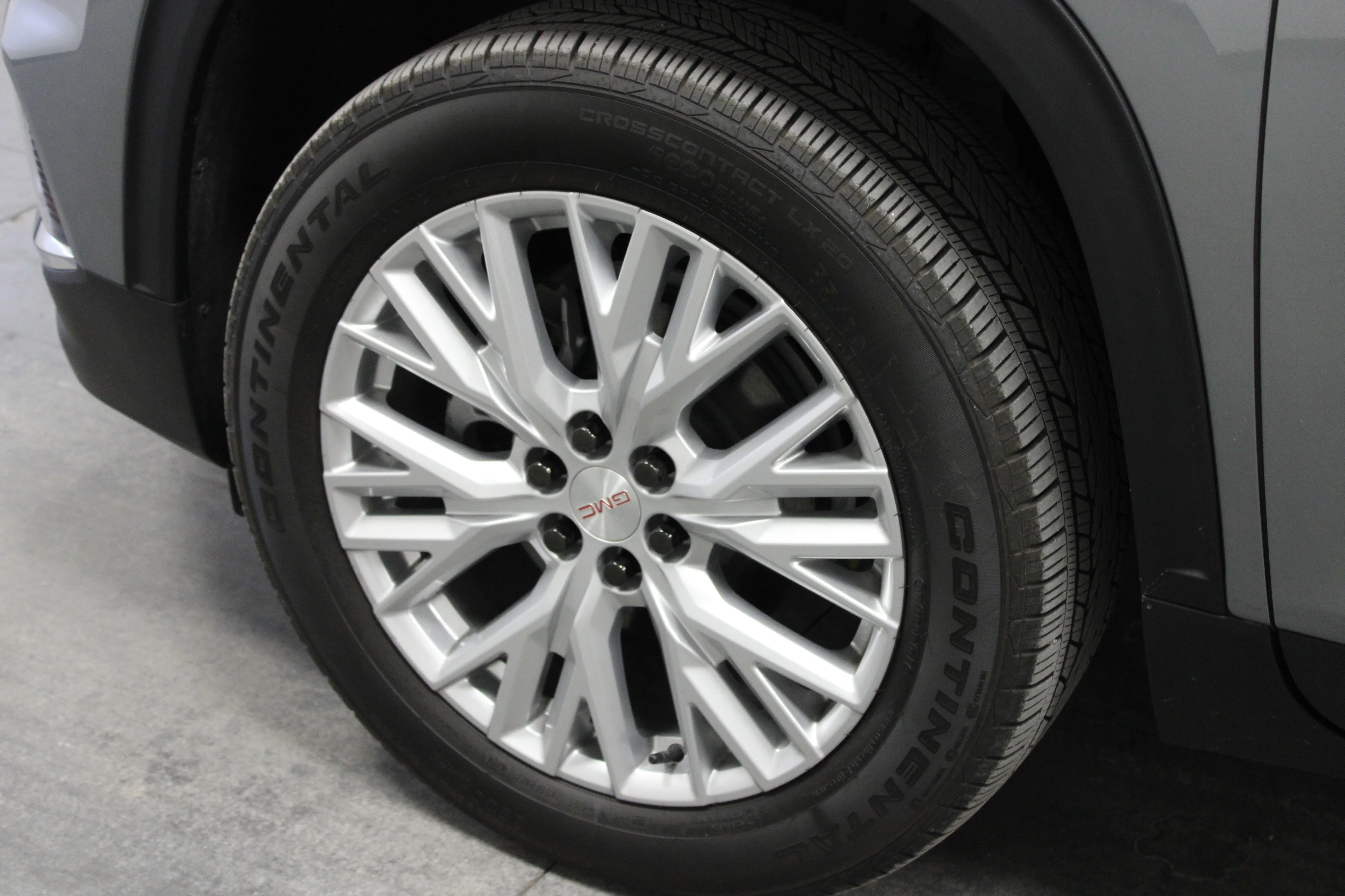 2025 GMC Acadia Elevation - Photo 10