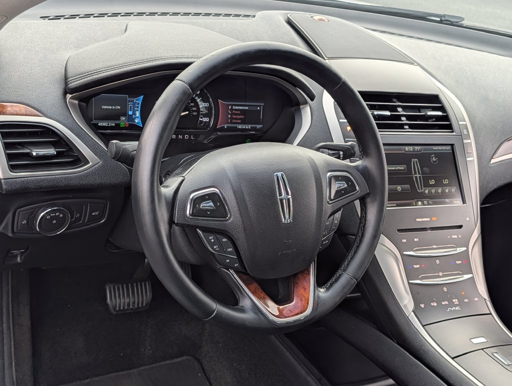 2016 Lincoln MKZ Hybrid - Photo 16