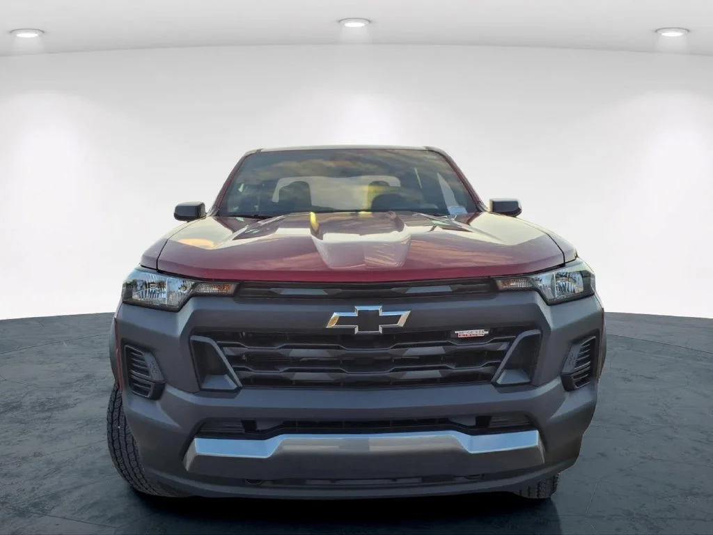 Used 2026 Red Chevrolet Trail Boss image 4
