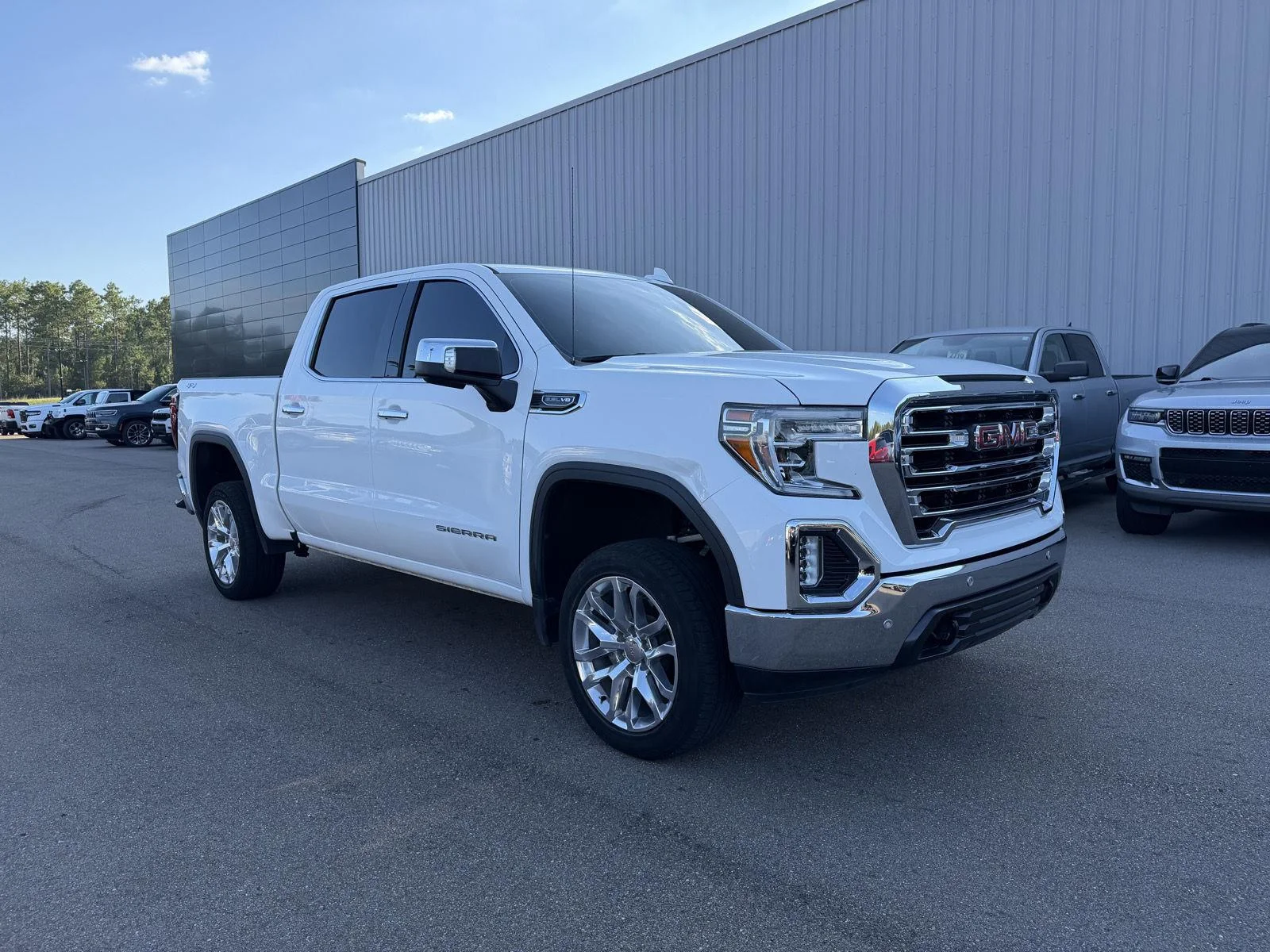 Used 2020 Summit White GMC SLT image 3
