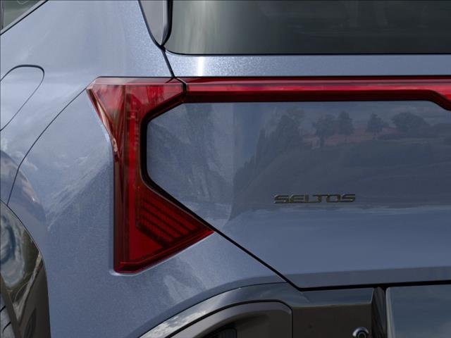 New 2027 Pale Gray Kia X-Line S image 11