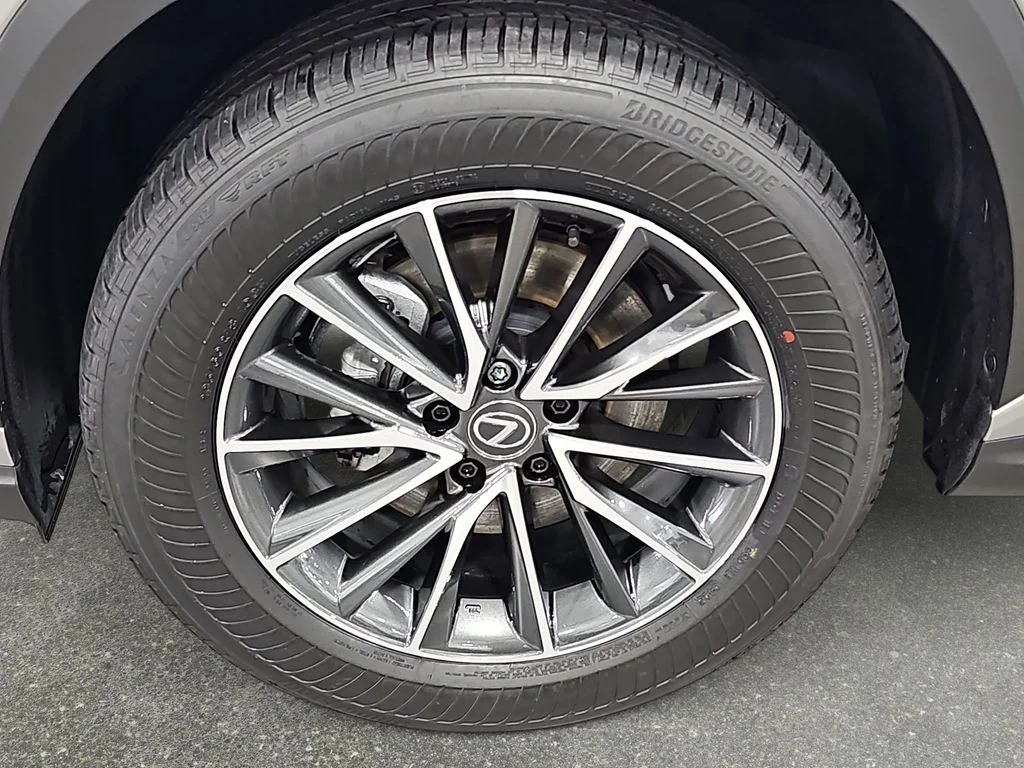 Used 2025 Silver Lexus 350h Premium image 34