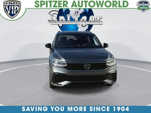 Used 2023 Gray Volkswagen 2.0T SE R-Line Black image 4