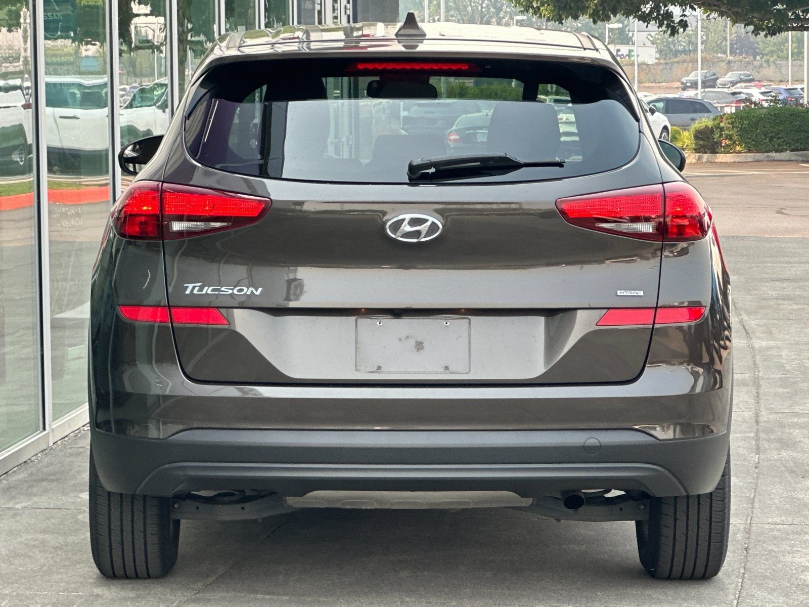 Used 2020 Sage Brown Hyundai SE image 3