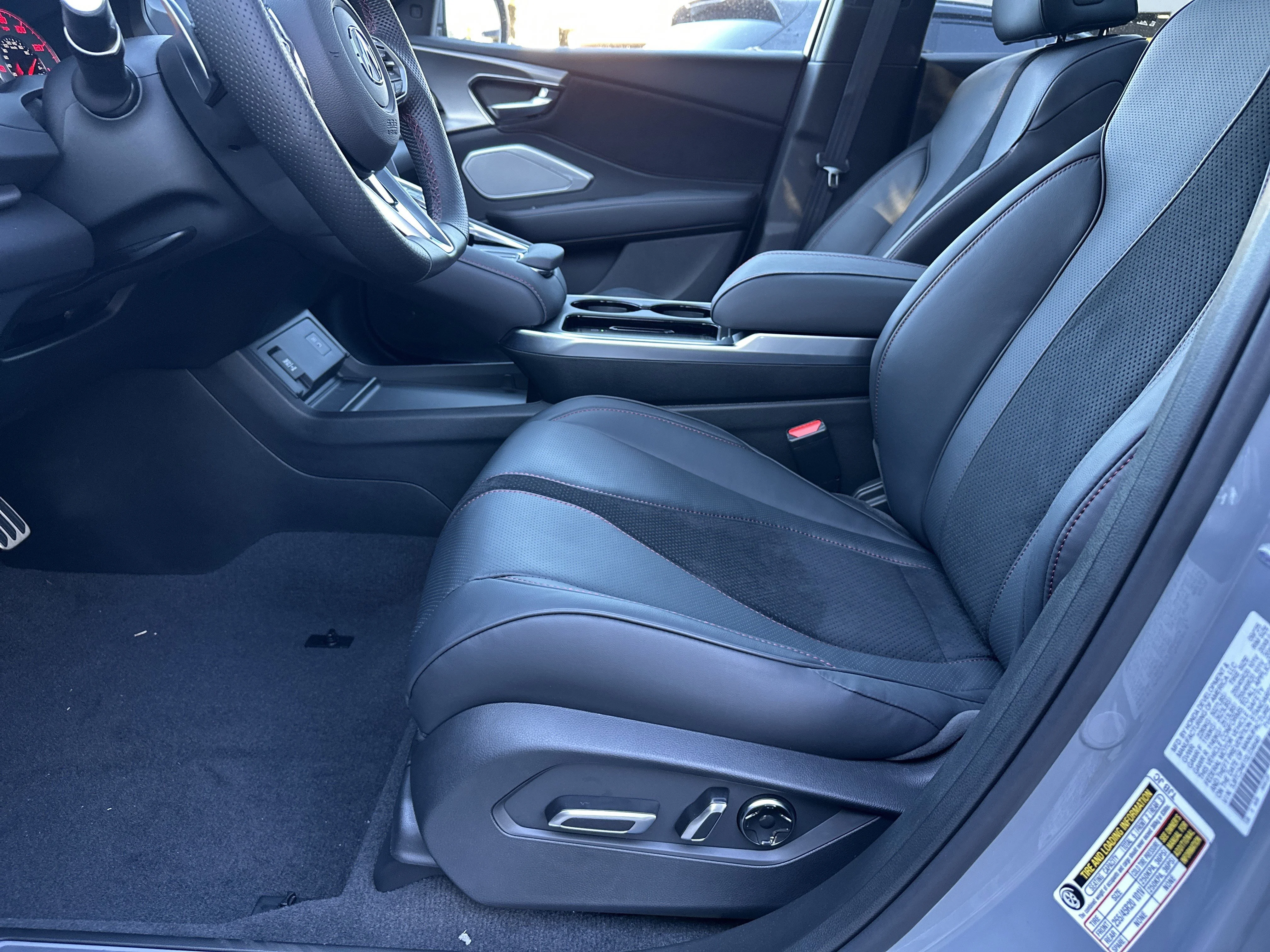 New 2025 Urban Gray Pearl Acura w/A-Spec Package image 9