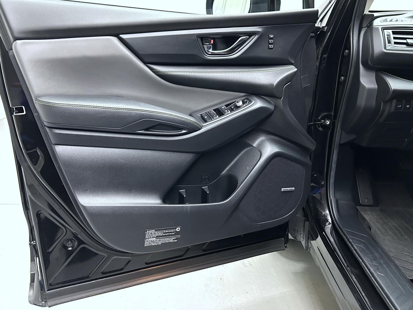 Used 2024 Black Subaru Onyx Edition image 9