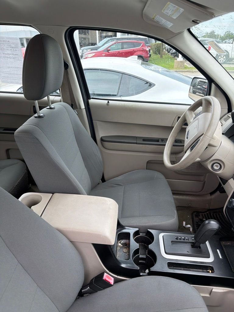 Used 2012 Blue Ford XLS image 5