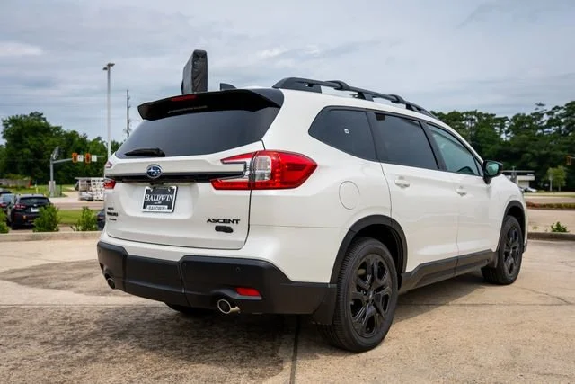 New 2026 Crystal White Pearl Subaru Onyx Edition Touring image 20