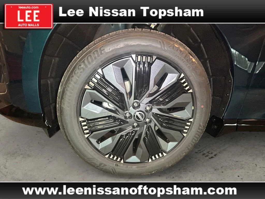 New 2026 Aurora Blue Pearl Metallic/Super Black Nissan Platinum image 14