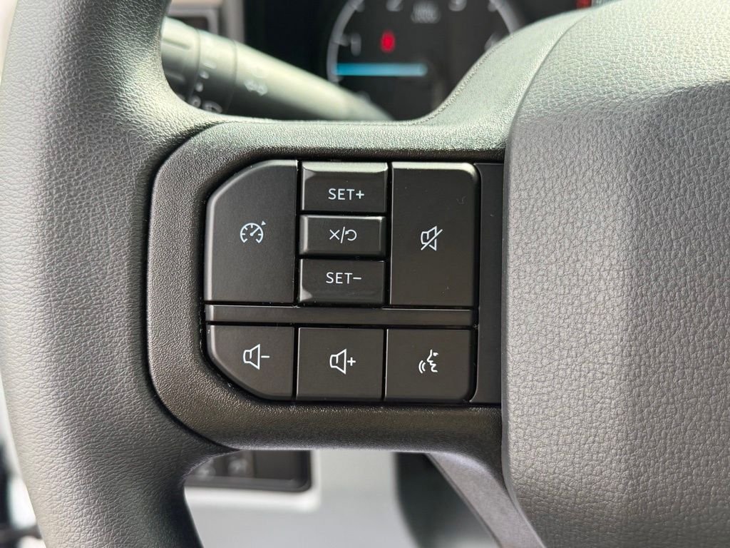 New 2026 Oxford White Ford F-350® XL image 33