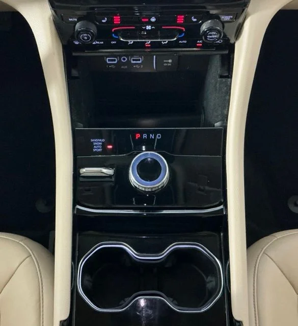 Used 2021 Velvet Jeep Limited image 19