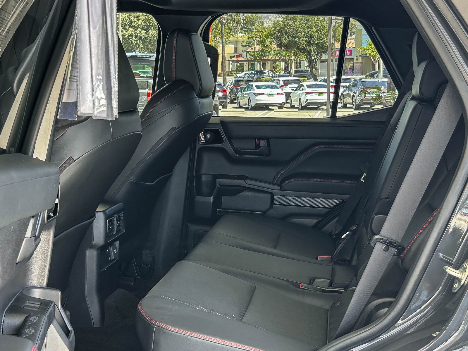 Certified Used 2025 UNDERGROUND TOYOTA TRUCK HYBRID TRD PRO image 18